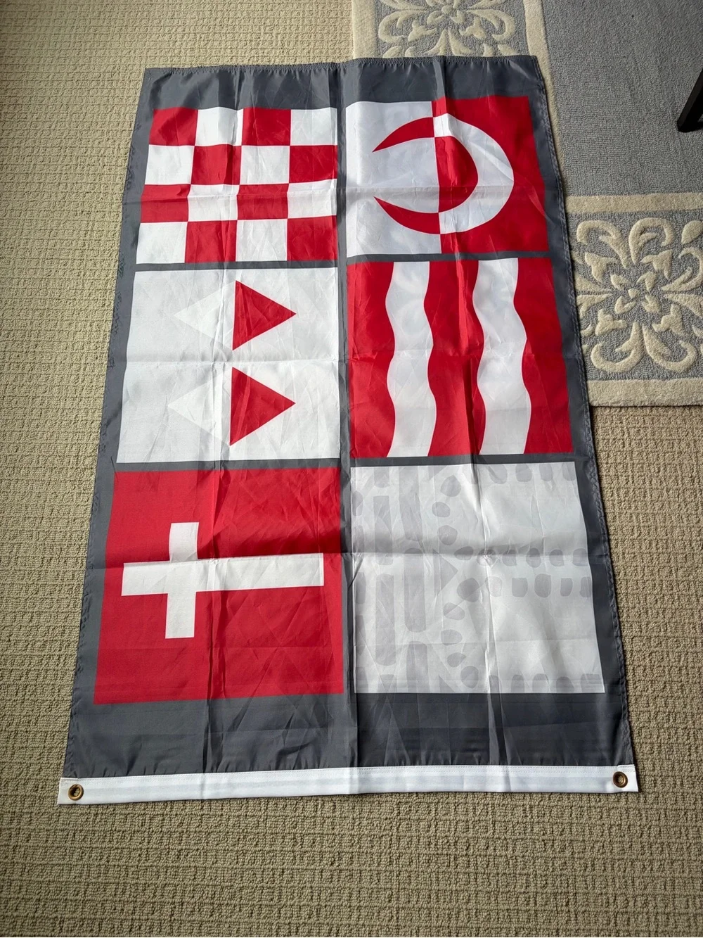 Sacred Heart University Shield Flag